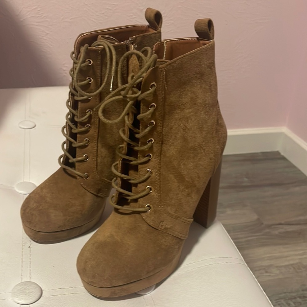 High heeled boots
